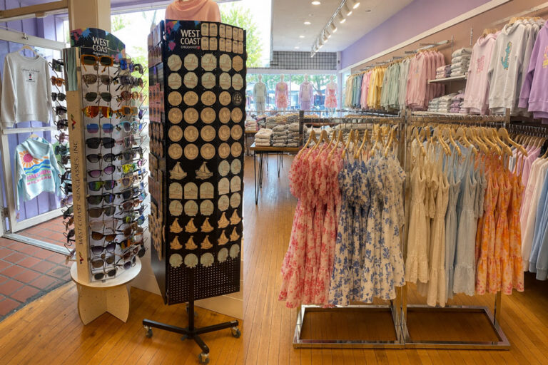 Urban Harbor, Grand Haven, Clothing store 6