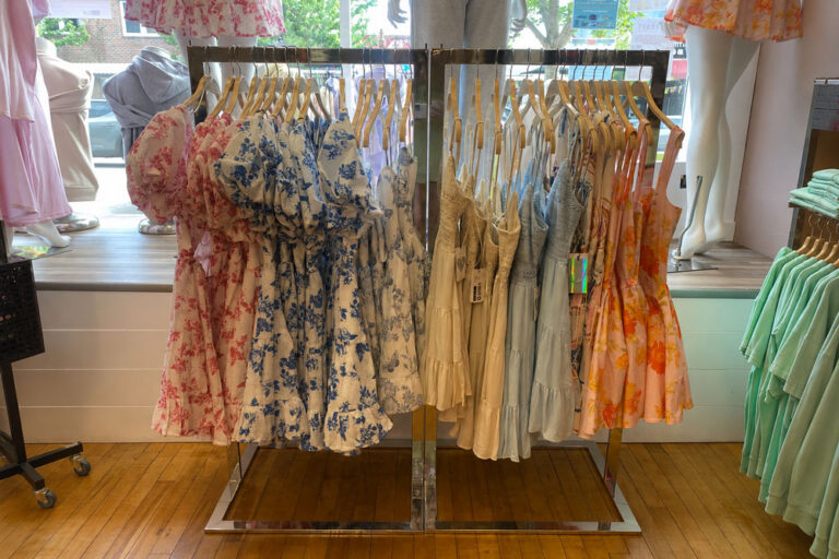 Urban Harbor, Grand Haven, Clothing store 8